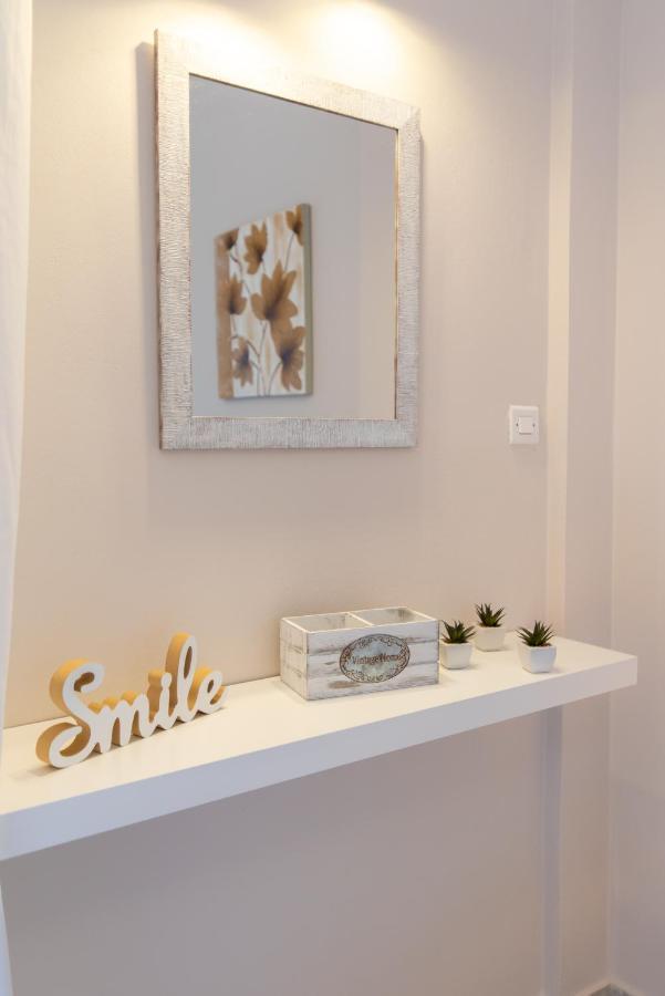 Appartamento Smile Sea Kalamata Esterno foto